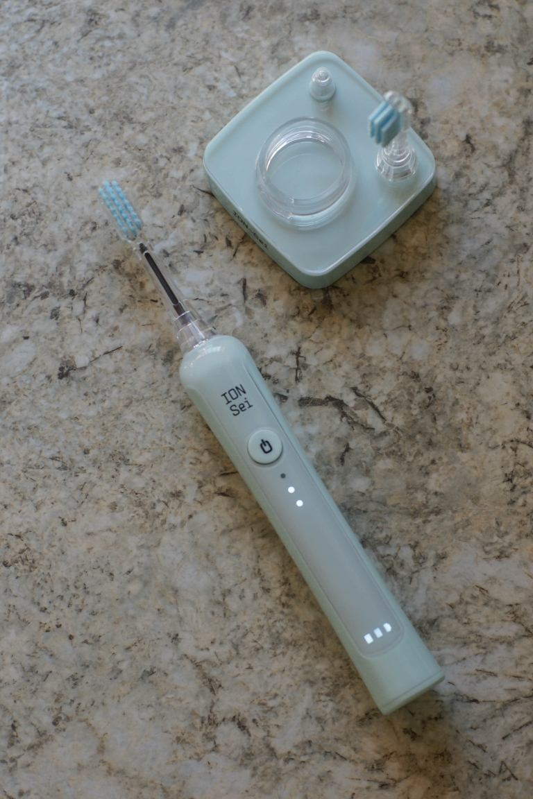 IONSei Electric Toothbrush by Sanyei Product Review BRONDEMA