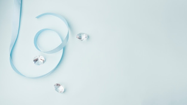 6 Easy & Warm Outfits You Can Wear To Work