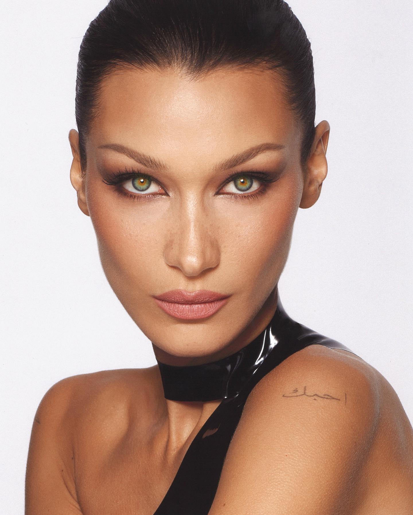 Fall Makeup Trends for 2024 You Need to Know Espresso makeup Bella Hadid