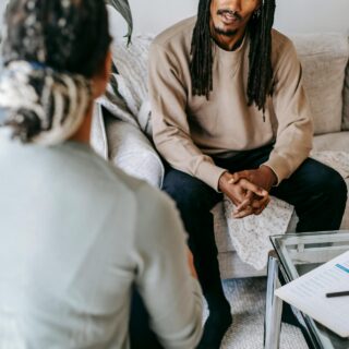 Wholesale Sweater Trends: Timeless Classics & Modern Bestsellers